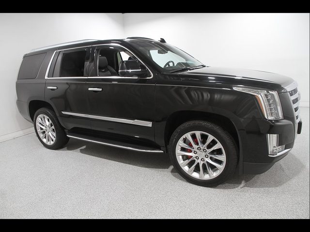 2018 Cadillac Escalade Luxury 4WD photo
