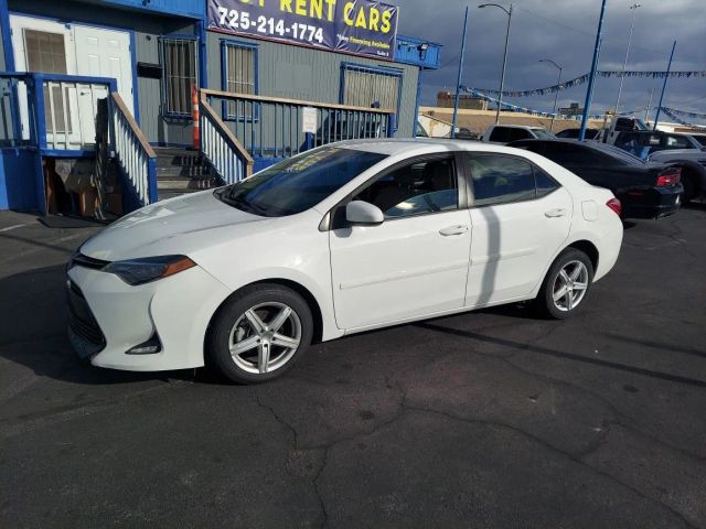 2018 Toyota Corolla LE FWD photo