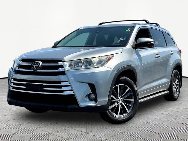 2018 Toyota Highlander XLE AWD photo