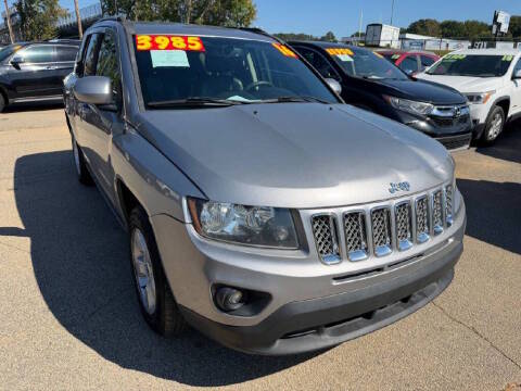 2016 Jeep Compass Latitude FWD photo