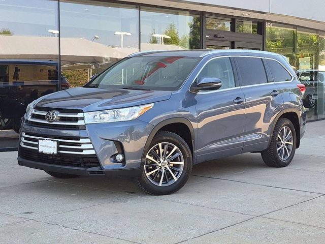 2018 Toyota Highlander XLE AWD photo