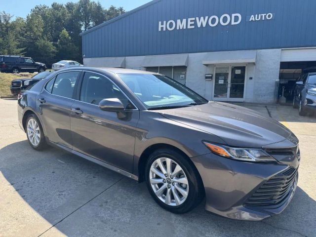 2018 Toyota Camry LE FWD photo