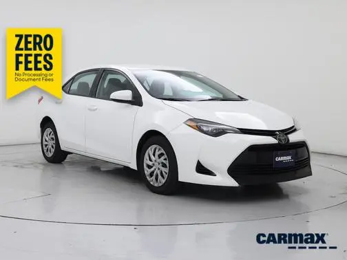 2018 Toyota Corolla LE FWD photo