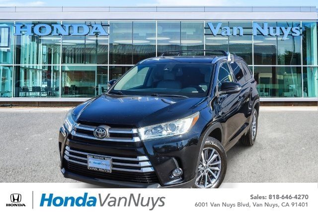 2018 Toyota Highlander XLE FWD photo