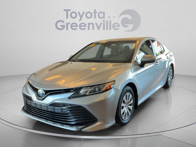 2018 Toyota Camry Hybrid LE FWD photo