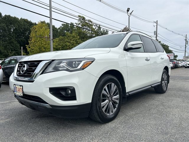 2018 Nissan Pathfinder SV 4WD photo
