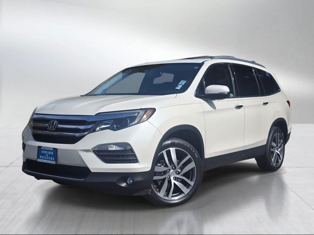 2017 Honda Pilot Touring AWD photo