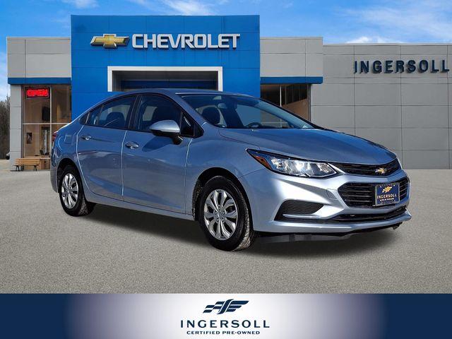 2018 Chevrolet Cruze LS FWD photo