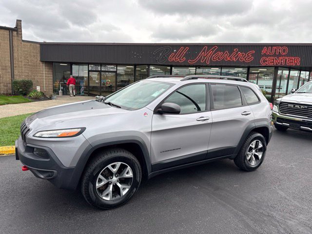 2018 Jeep Cherokee Trailhawk 4WD photo