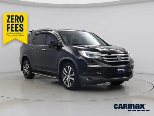 2017 Honda Pilot Touring AWD photo