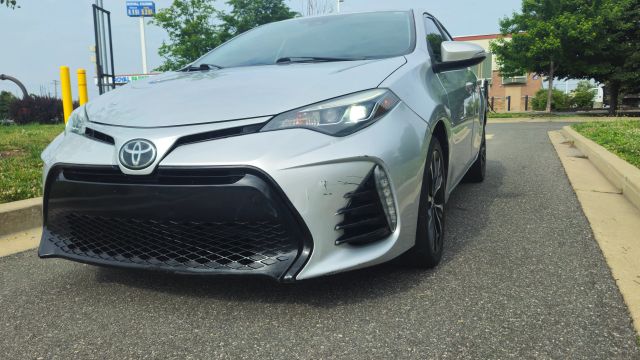 2018 Toyota Corolla SE FWD photo