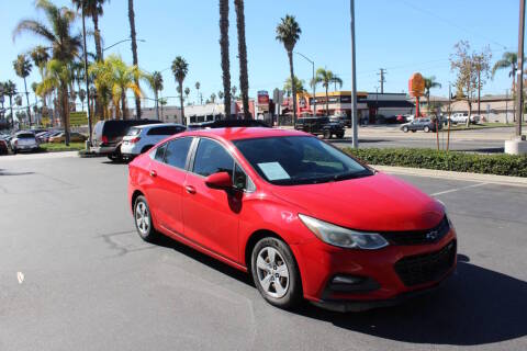 2018 Chevrolet Cruze LS FWD photo