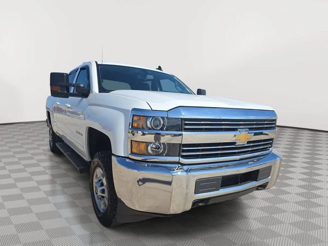 2018 Chevrolet Silverado 2500HD LT 4WD photo