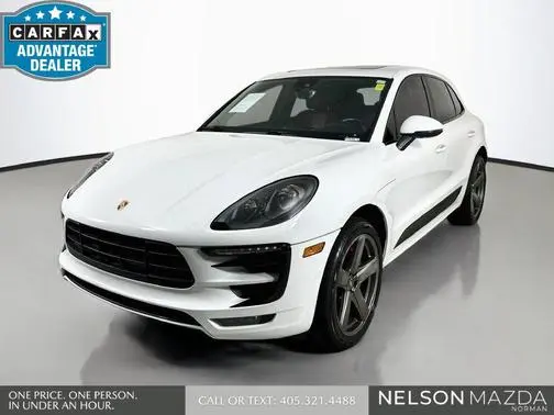 2018 Porsche Macan GTS AWD photo