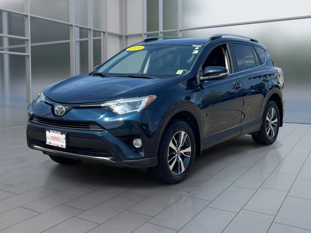 2018 Toyota RAV4 XLE AWD photo