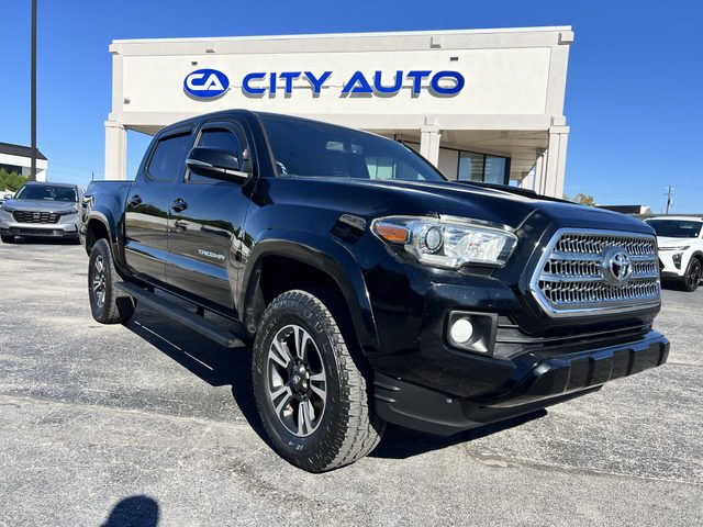 2017 Toyota Tacoma TRD Sport RWD photo