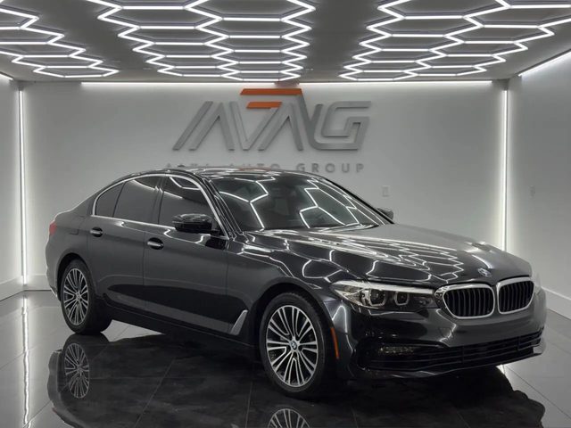 2018 BMW 5 Series 530i xDrive AWD photo