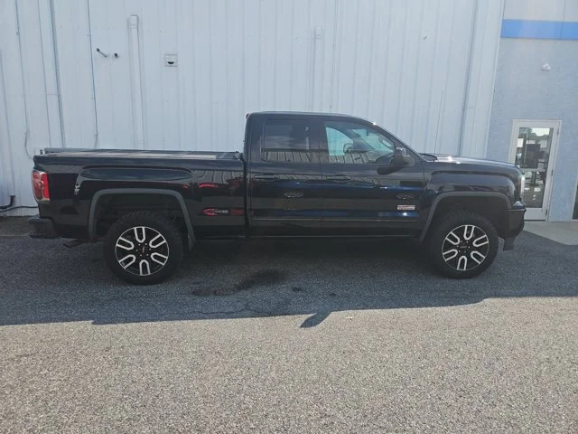 2018 GMC Sierra 1500 SLT 4WD photo