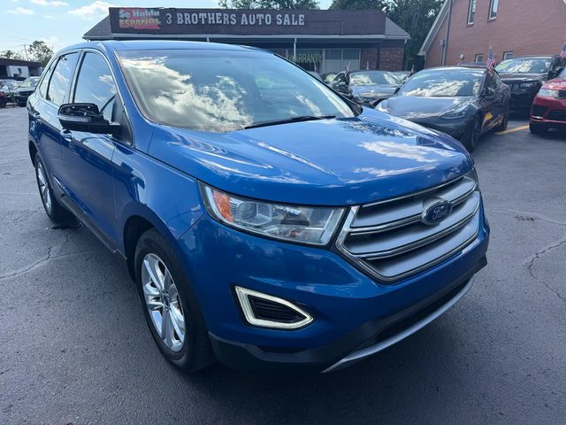 2018 Ford Edge Titanium FWD photo