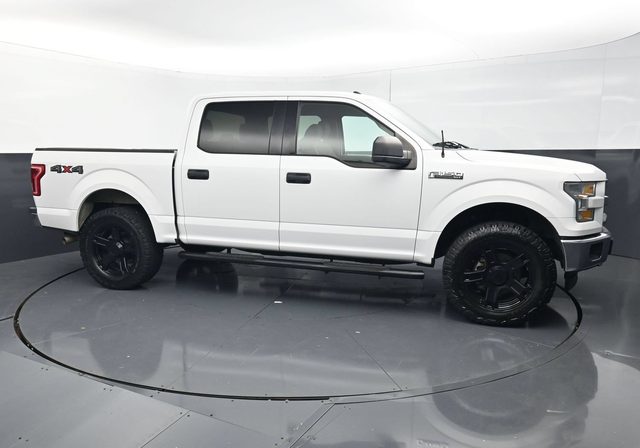 2017 Ford F-150 XLT 4WD photo