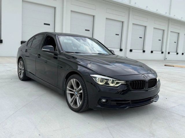 2018 BMW 3 Series 330i RWD photo