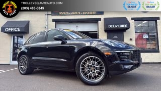 2018 Porsche Macan S AWD photo