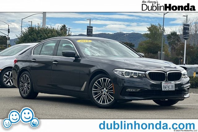 2018 BMW 5 Series 530i RWD photo
