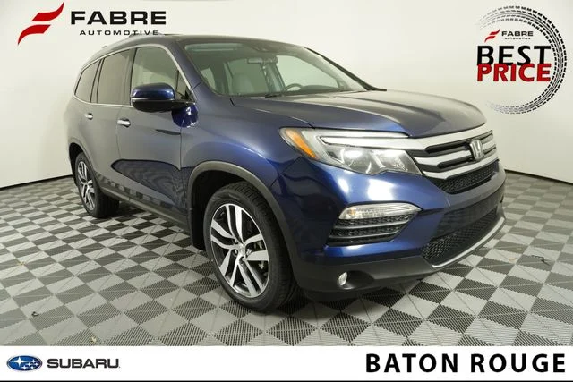 2017 Honda Pilot Elite AWD photo