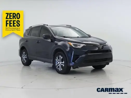 2018 Toyota RAV4 LE FWD photo