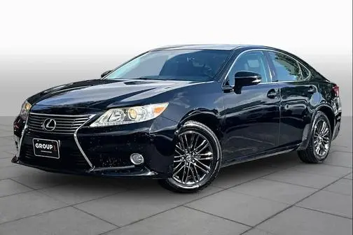 2015 Lexus ES  FWD photo