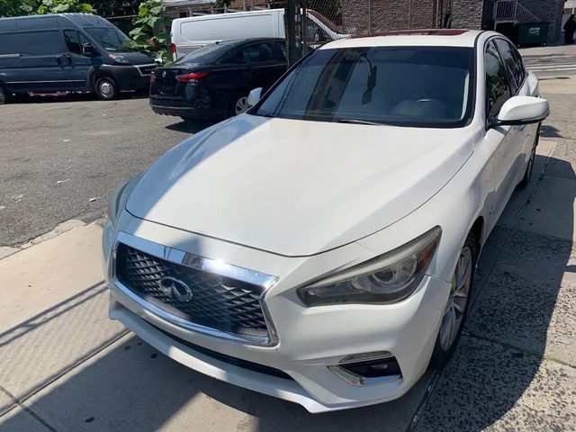 2018 Infiniti Q50 3.0t LUXE RWD photo