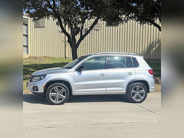 2017 Volkswagen Tiguan Sport AWD photo