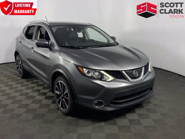 2017 Nissan Rogue Sport SL AWD photo
