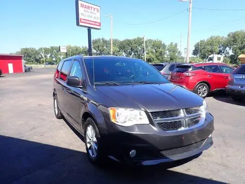 2018 Dodge Grand Caravan SXT FWD photo