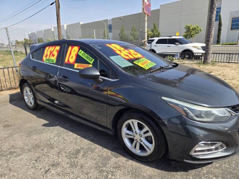 2018 Chevrolet Cruze LT FWD photo