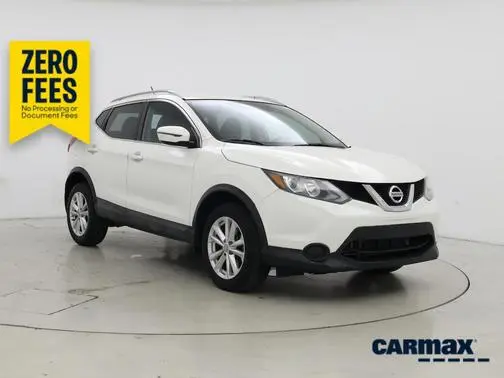 2017 Nissan Rogue Sport SV FWD photo