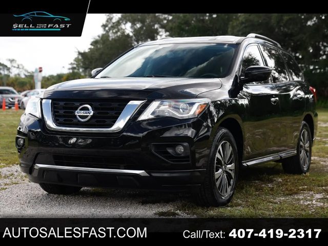 2017 Nissan Pathfinder SV FWD photo