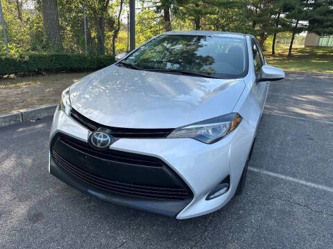 2017 Toyota Corolla LE FWD photo