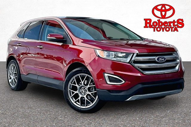 2018 Ford Edge Titanium FWD photo