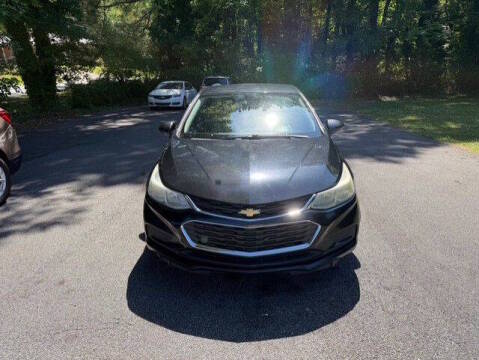 2018 Chevrolet Cruze LS FWD photo