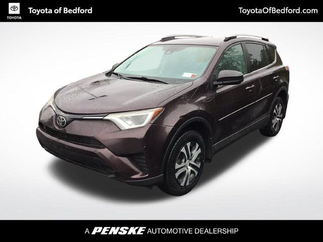 2018 Toyota RAV4 LE AWD photo