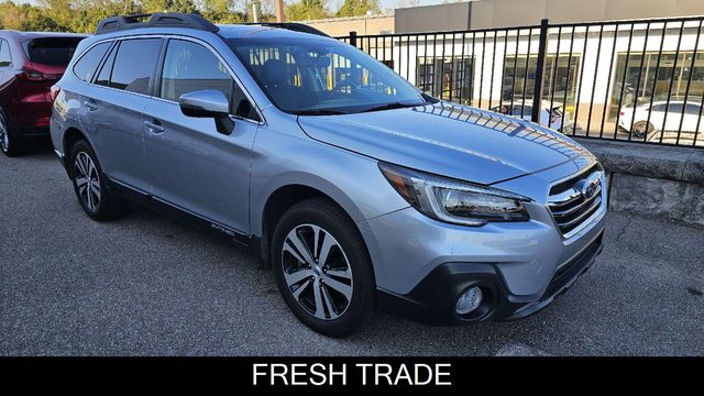 2018 Subaru Outback Limited AWD photo