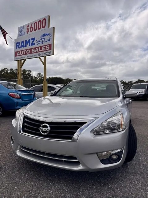 2015 Nissan Altima 2.5 SV FWD photo