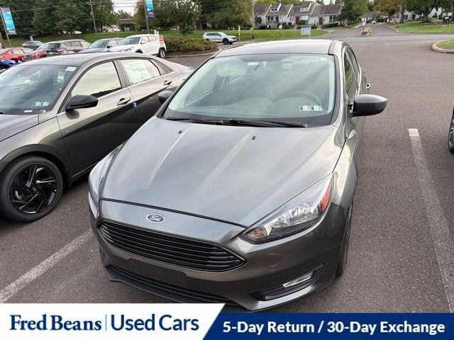 2018 Ford Focus SE FWD photo