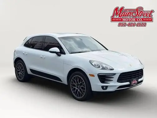 2016 Porsche Macan S AWD photo