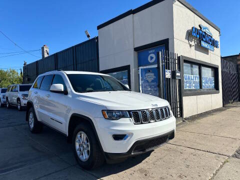 2018 Jeep Grand Cherokee Laredo E 4WD photo