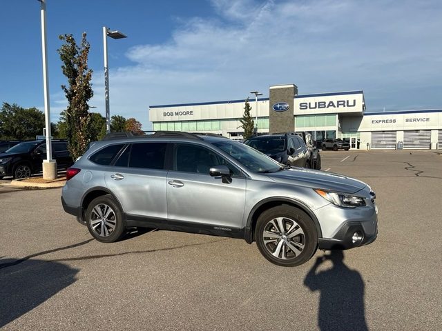 2018 Subaru Outback Limited AWD photo