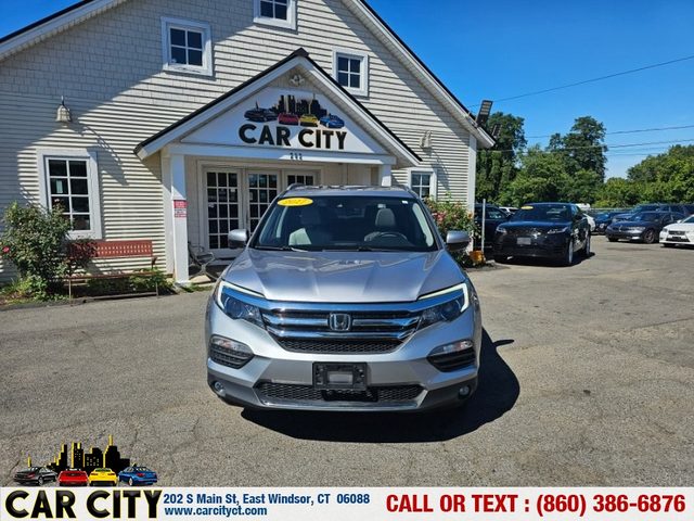 2017 Honda Pilot Touring AWD photo