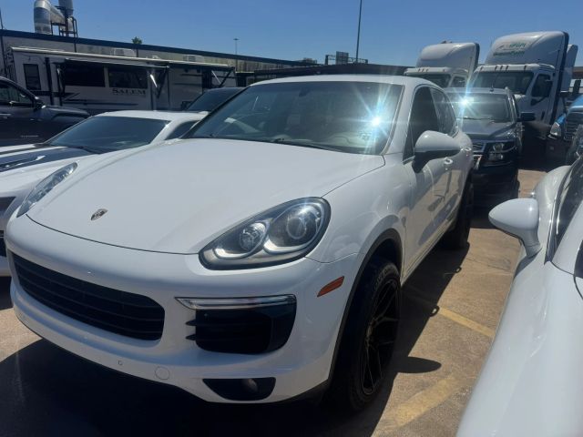 2018 Porsche Cayenne AWD photo
