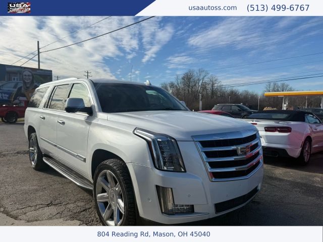 2017 Cadillac Escalade ESV Luxury 4WD photo